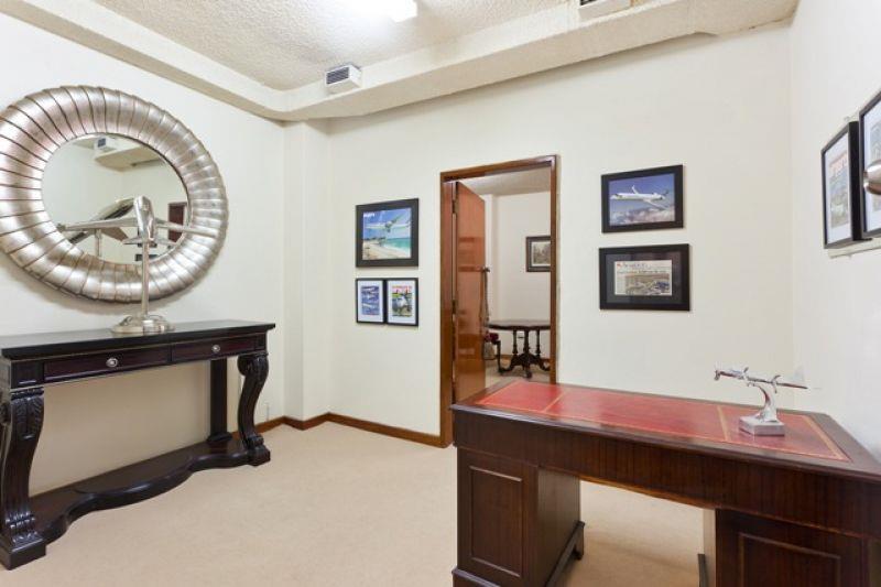 195 Macquarie St, Sydney, NSW 2000 - Unidad 504 -  - Foto del interior - Image 1 of 4