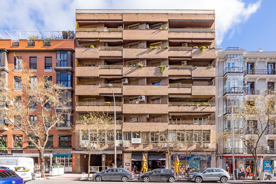 Edificios residenciales en Madrid, MAD en venta - Foto principal - Imagen 1 de 1