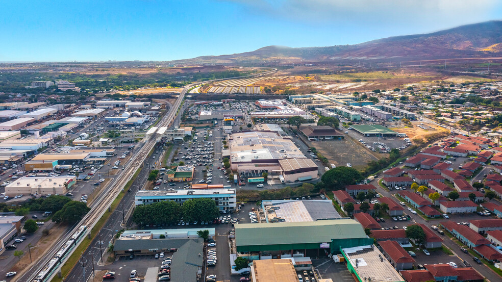 94-144 Farrington Hwy, Waipahu, HI en alquiler - Foto del edificio - Imagen 3 de 17