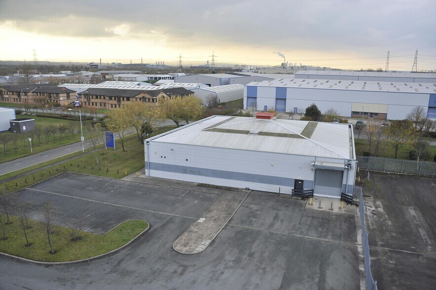 2 Unit 34c Zone 2, Deeside Industrial Estate Av, Pentre en alquiler - Foto del edificio - Imagen 1 de 28