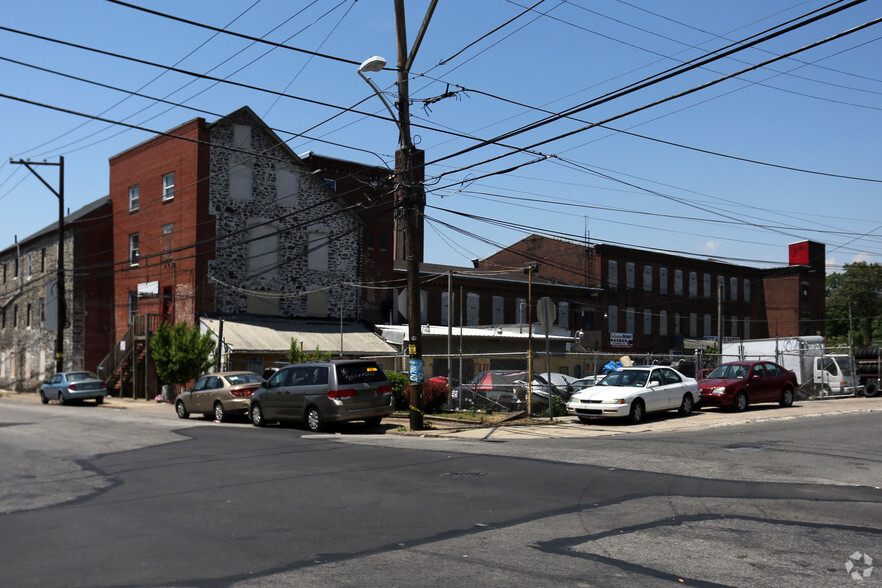 1196 Adams Ave, Philadelphia, PA en alquiler - Foto del edificio - Imagen 1 de 4