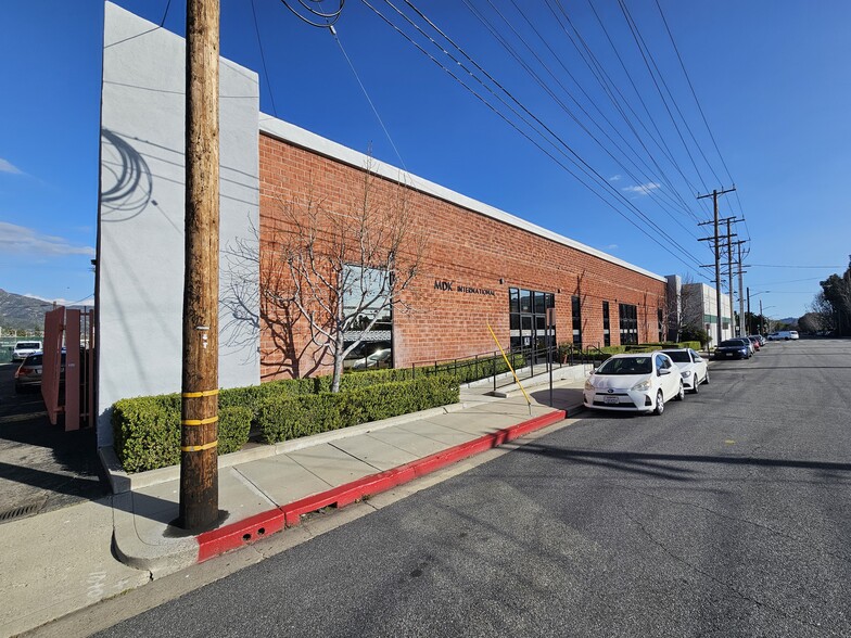 2420-2424 Ontario St, Burbank, CA en alquiler - Foto del edificio - Imagen 1 de 13