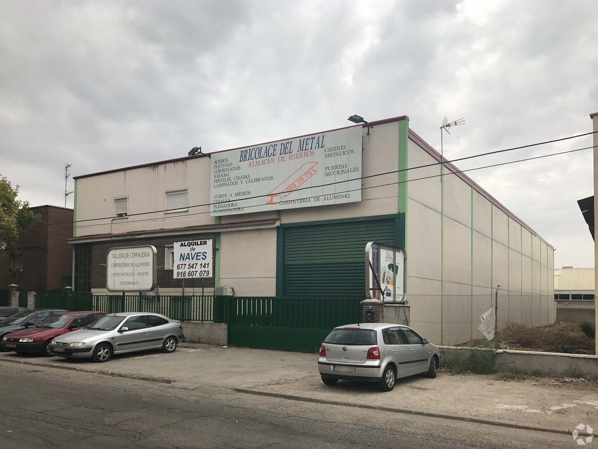 Nave en Velilla de San Antonio, Madrid en venta Foto del edificio- Imagen 1 de 1