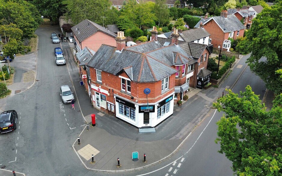 Ringwood Rd, Christchurch en venta - Foto del edificio - Imagen 1 de 3