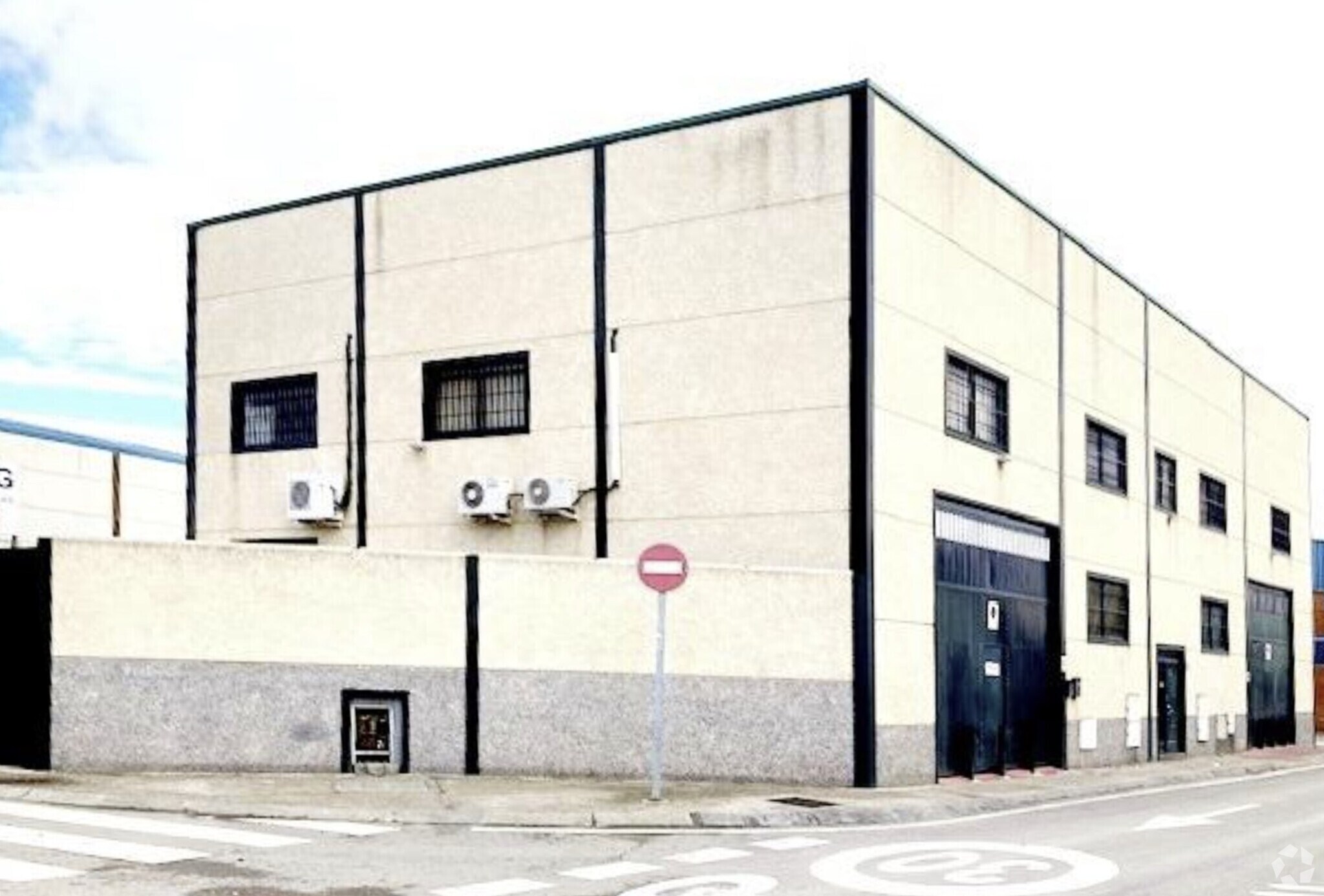 Nave en Leganés, Madrid en venta Foto principal- Imagen 1 de 5