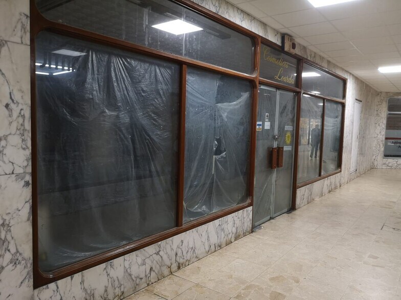 Local en A Estrada, Pontevedra en venta - Foto del edificio - Imagen 2 de 14