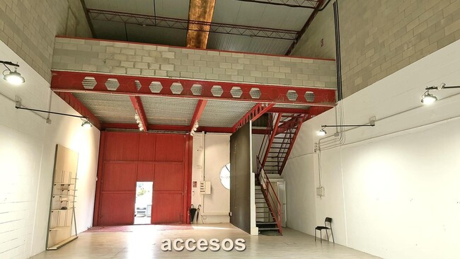 Más detalles de Nave en alquiler