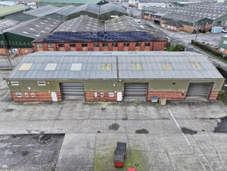 Más detalles de New Rd, Hixon - Nave en alquiler