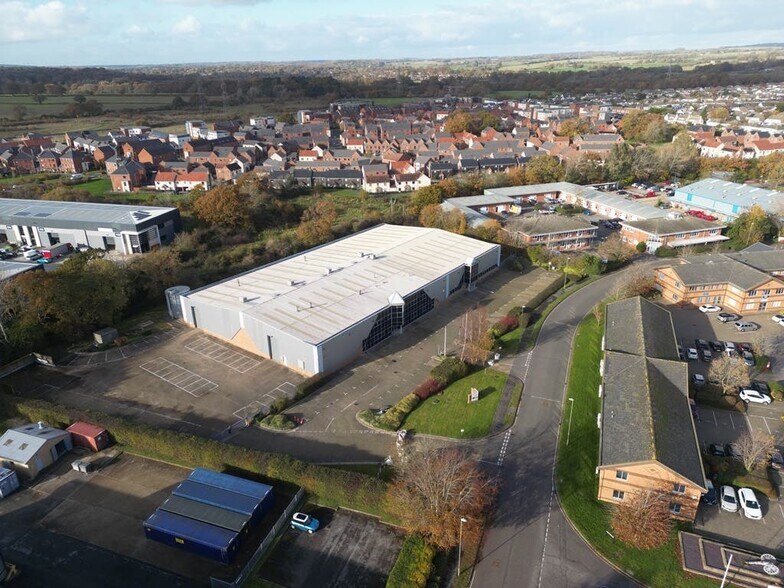 7 Waterberry Dr, Waterlooville en alquiler - Foto del edificio - Imagen 2 de 5