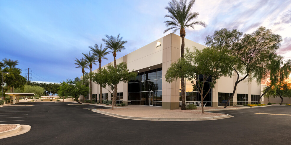 7420 S Kyrene Rd, Tempe, AZ en alquiler - Foto del edificio - Imagen 2 de 2