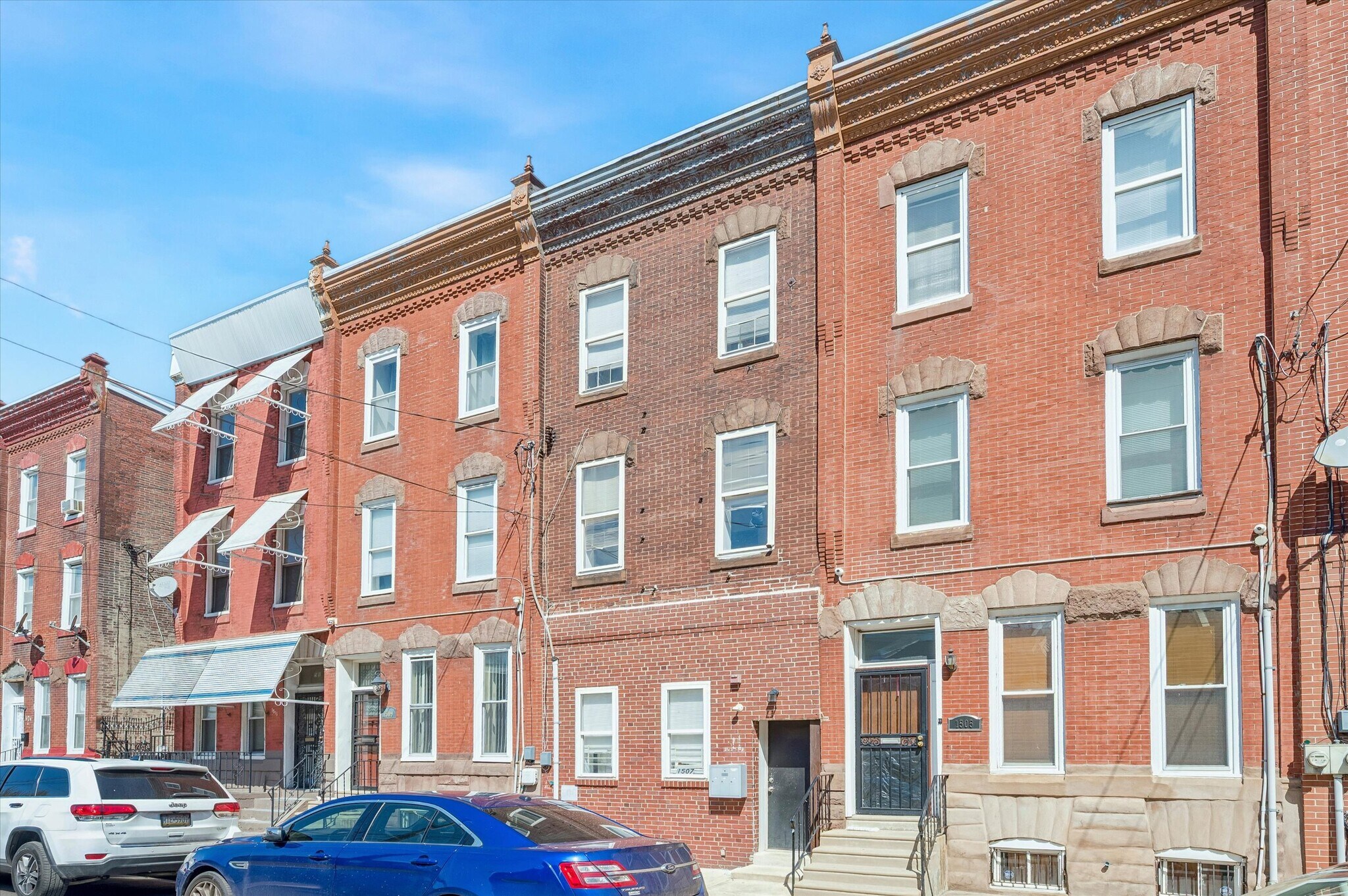 Multi Family Buildings in Philly cartera de 6 inmuebles en venta en LoopNet.es Foto principal- Imagen 1 de 20