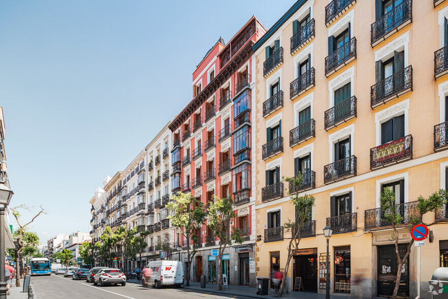 Edificios residenciales en Madrid, MAD en venta - Foto principal - Imagen 1 de 2