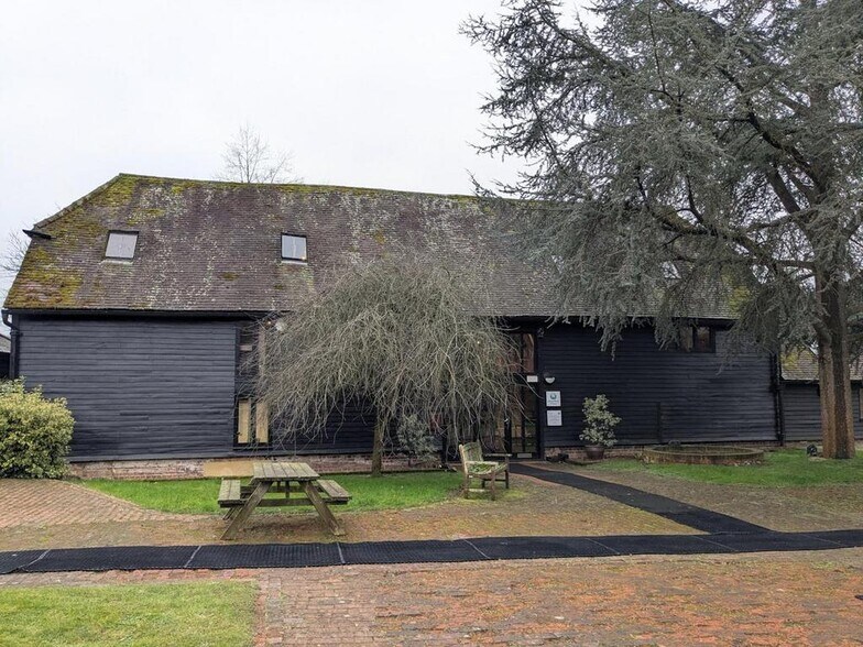 Birtley Rd, Guildford en venta - Foto del edificio - Imagen 1 de 8