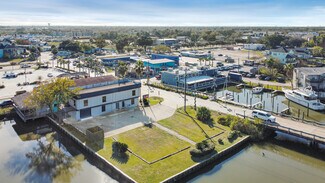 Más detalles de 815 Clear Lake Rd, Clear Lake Shores, TX - Local en venta