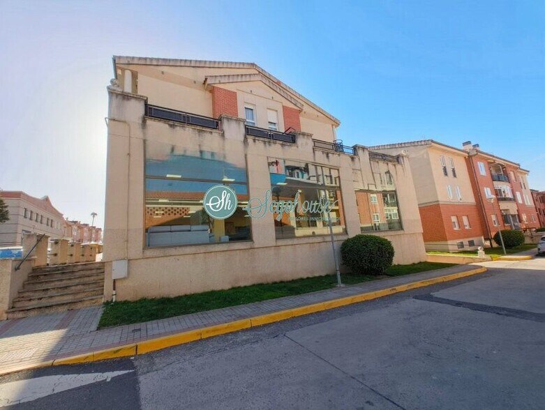 Edificio residencial en La Lastrilla, Segovia en venta - Foto del edificio - Imagen 2 de 6