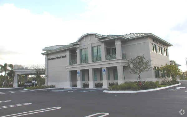 2300 Weston Rd, Weston, FL en alquiler - Foto del edificio - Imagen 2 de 3