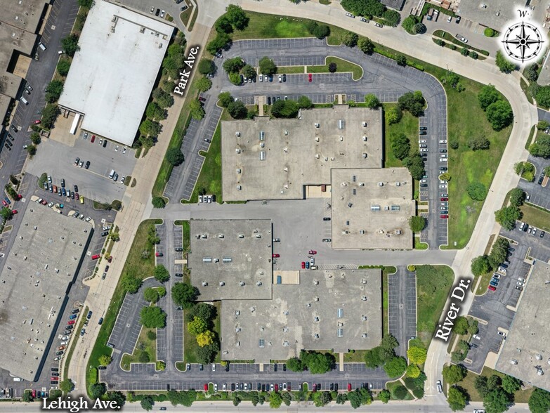 8120 Lehigh Ave, Morton Grove, IL en venta - Foto del edificio - Imagen 2 de 5