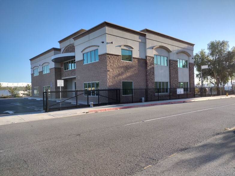 22040 Valley Blvd, Walnut, CA en venta - Foto del edificio - Imagen 2 de 45