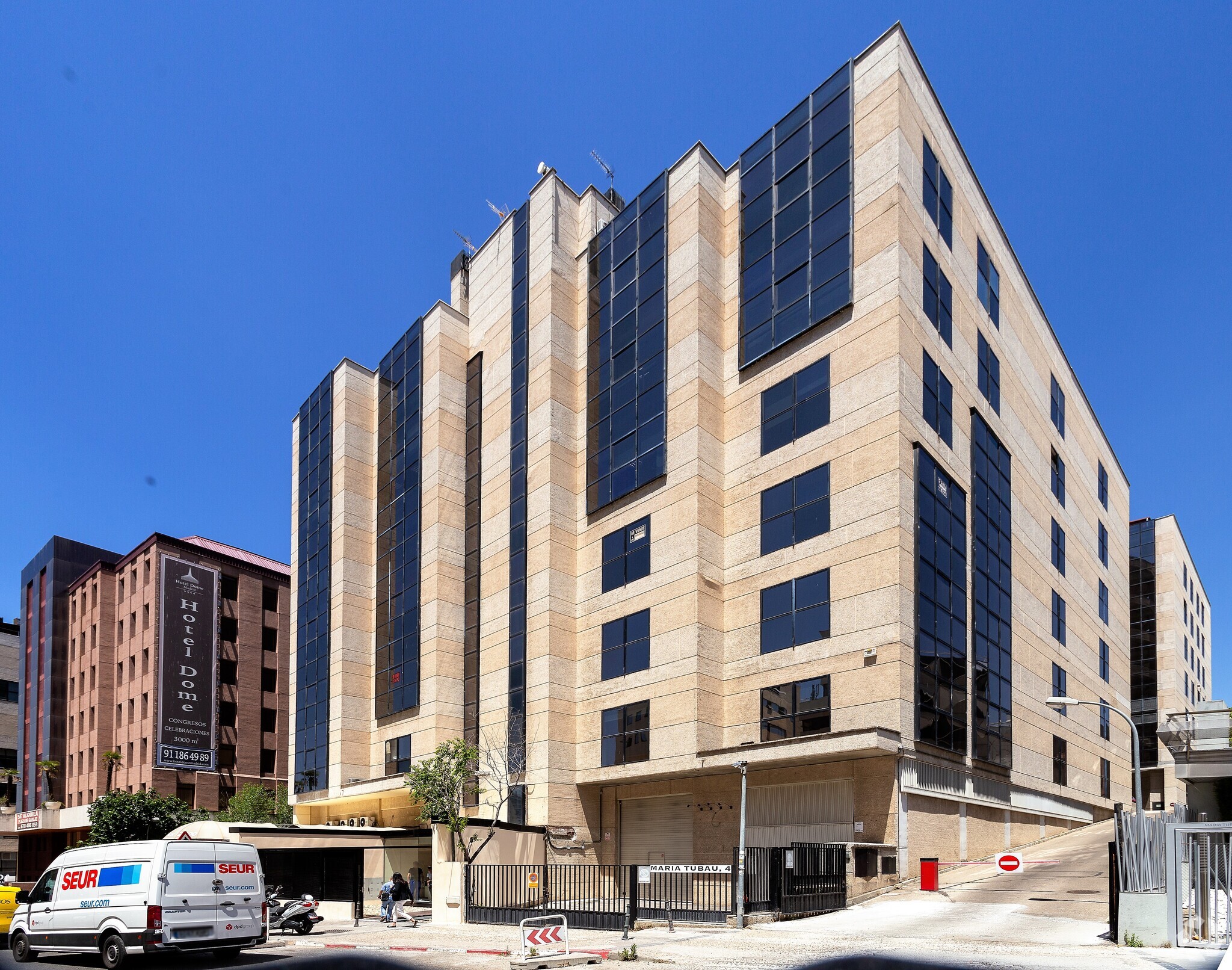 Oficinas en Madrid, MAD en venta Foto del edificio- Imagen 1 de 2