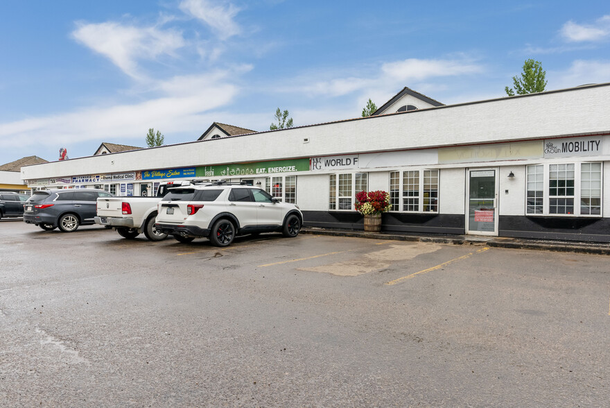 9612 Franklin Av, Fort McMurray, AB en alquiler - Foto principal - Imagen 1 de 44