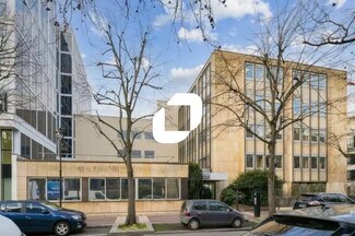 Más detalles de 40 Rue Jacques Ibert, Levallois-Perret - Oficina en alquiler