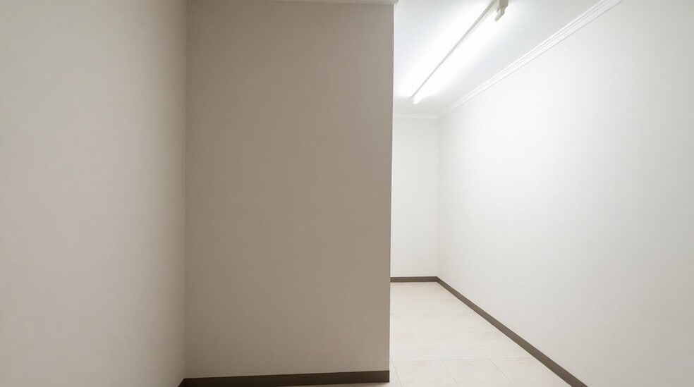 Local en Dénia, Alicante en venta - Foto del interior - Imagen 1 de 9