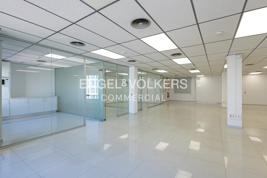 Oficina en Barcelona, Barcelona en alquiler - Foto del interior - Imagen 2 de 5
