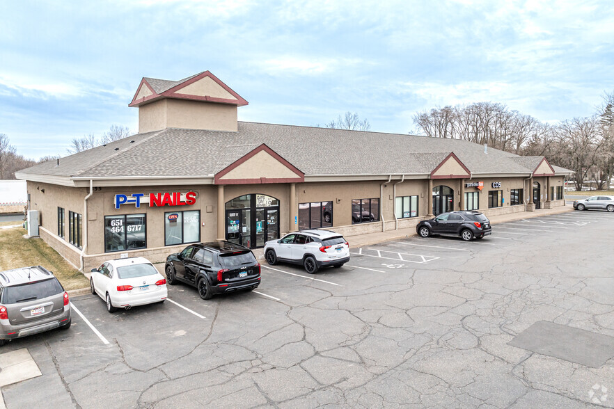 843 W Broadway Ave, Forest Lake, MN en alquiler - Foto del edificio - Imagen 1 de 8