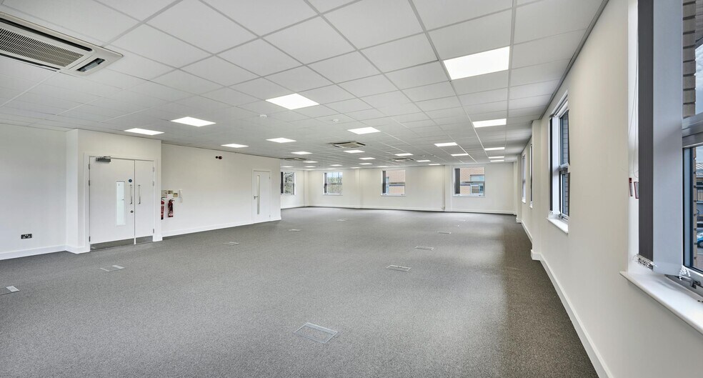 Solihull Pky, Birmingham en venta - Foto del edificio - Imagen 3 de 22