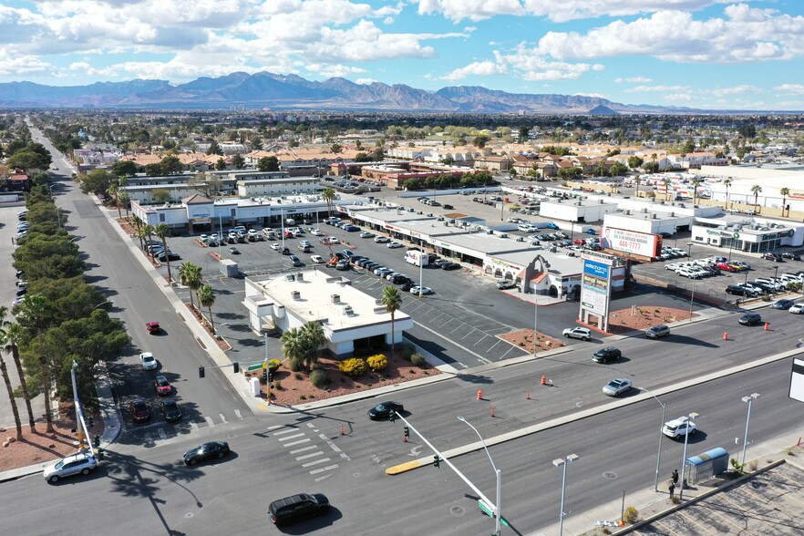 2101 S Decatur Blvd, Las Vegas, NV en alquiler - Foto del edificio - Imagen 1 de 3