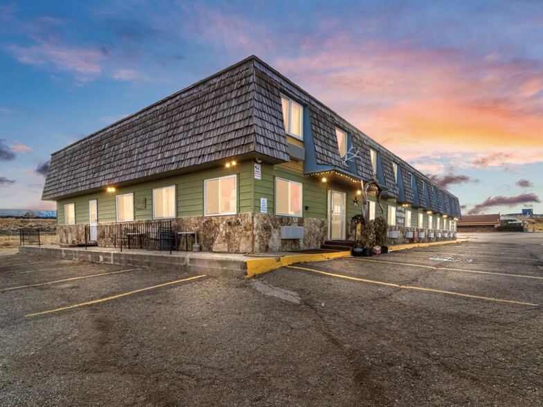 1806 E Cedar Ave, Rawlins, WY en venta - Foto del edificio - Imagen 2 de 34