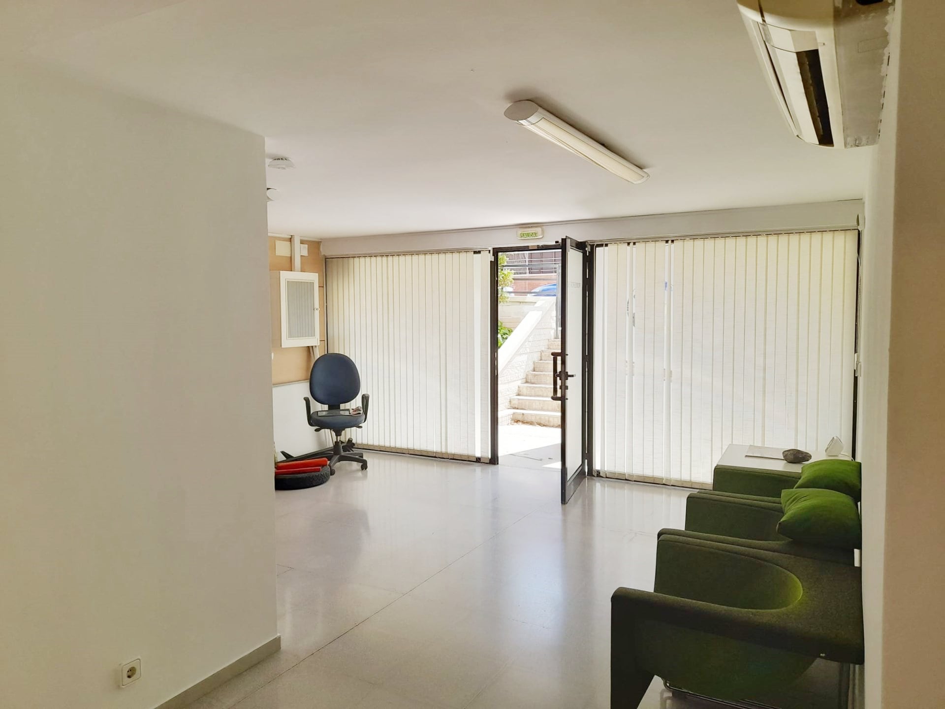 Oficina/Local en Sant Joan Despí, Barcelona en alquiler Foto del interior- Imagen 1 de 13