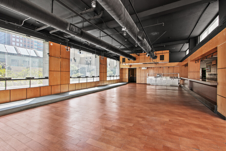 601 W 5th St, Los Angeles, CA en alquiler - Foto del interior - Imagen 2 de 19