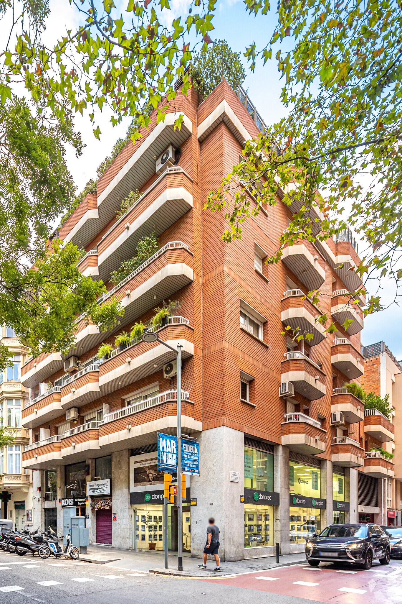 Carrer d'Hurtado, 36, Barcelona, Barcelona en venta Foto principal- Imagen 1 de 1