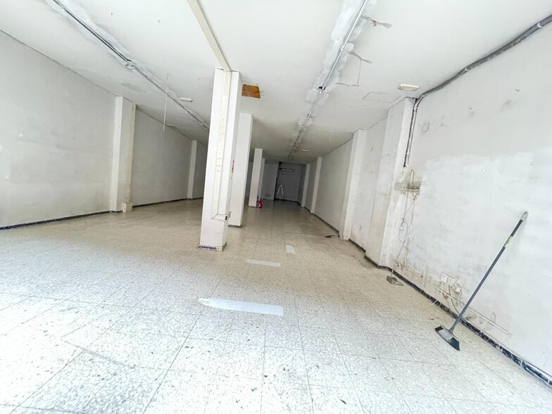 Local en Zaragoza en venta - Foto del interior - Imagen 1 de 4