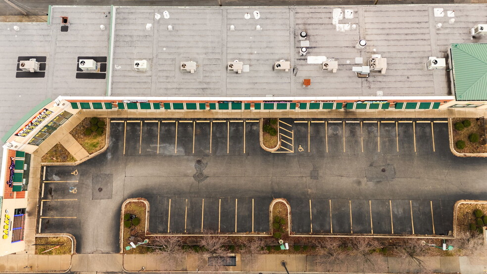 8235-8259 S Kedzie Ave, Chicago, IL en alquiler - Vista aérea - Imagen 3 de 27