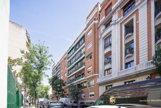 Más detalles de Calle del Monte Esquinza, 28, Madrid - Oficina en alquiler