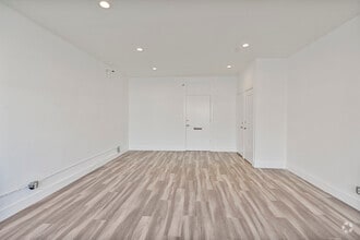 3923 W 6th St, Los Angeles, CA en alquiler Foto del edificio- Imagen 2 de 3