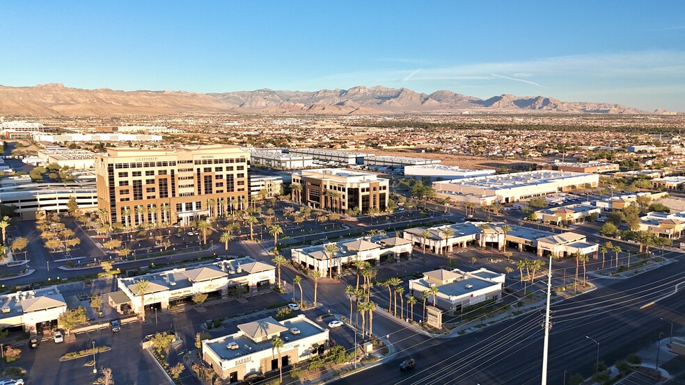 6325 S Rainbow Blvd, Las Vegas, NV en alquiler - Foto del edificio - Imagen 3 de 9