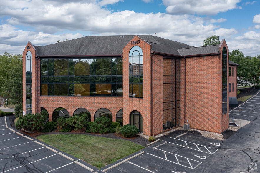 10663 Montgomery Rd, Montgomery, OH en alquiler - Foto del edificio - Imagen 2 de 4