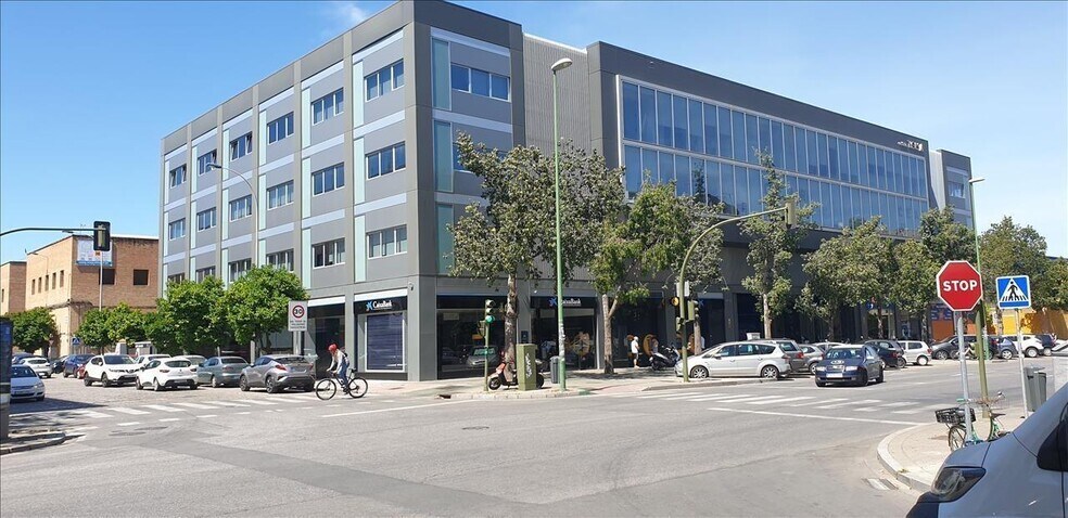 Oficina en SEVILLA, Sevilla en venta - Foto del edificio - Imagen 2 de 9
