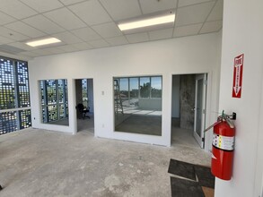 100 N Federal Hwy, Hallandale Beach, FL en alquiler Foto del interior- Imagen 1 de 5