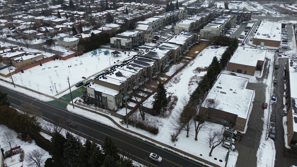 95 Green Ln, Markham, ON en venta - Foto del edificio - Imagen 2 de 2