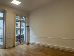 57 Rue Pierre Charron, Paris en alquiler Foto del edificio- Imagen 1 de 7