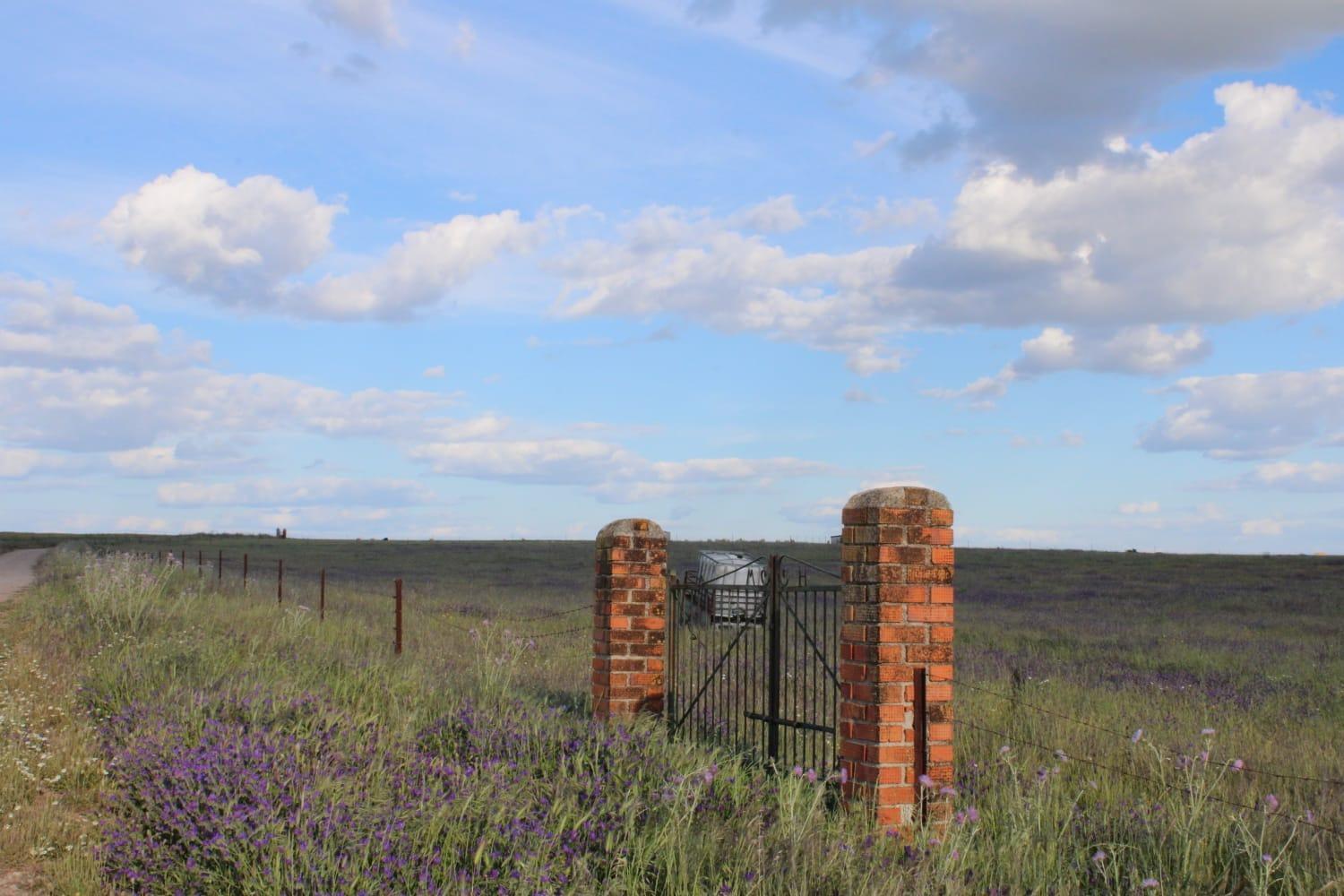 Camino Sierra de, Sierra de Fuentes, Cáceres en venta Foto del edificio- Imagen 1 de 14