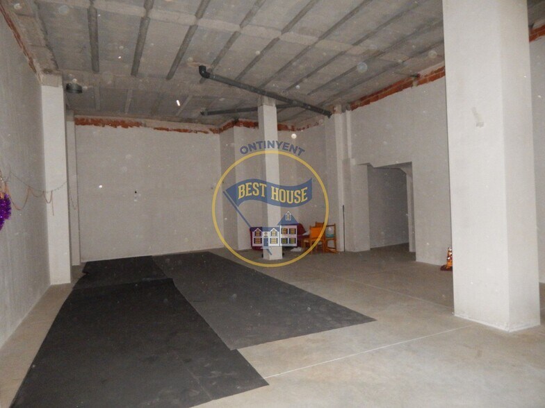 Local en Ontinyent, Valencia en alquiler - Foto del edificio - Imagen 2 de 7