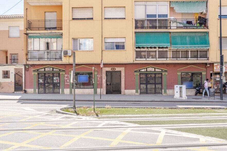 Avenida de Maracena, 161, Granada, Granada en venta - Foto del edificio - Imagen 3 de 19