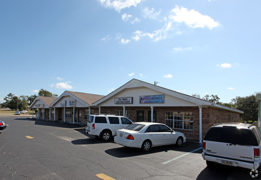 412 Hwy 90, Bay Saint Louis, MS en alquiler - Foto del edificio - Imagen 2 de 8