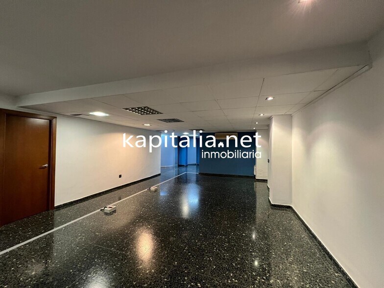 Oficina en Ontinyent, Valencia en venta - Foto del edificio - Imagen 3 de 18