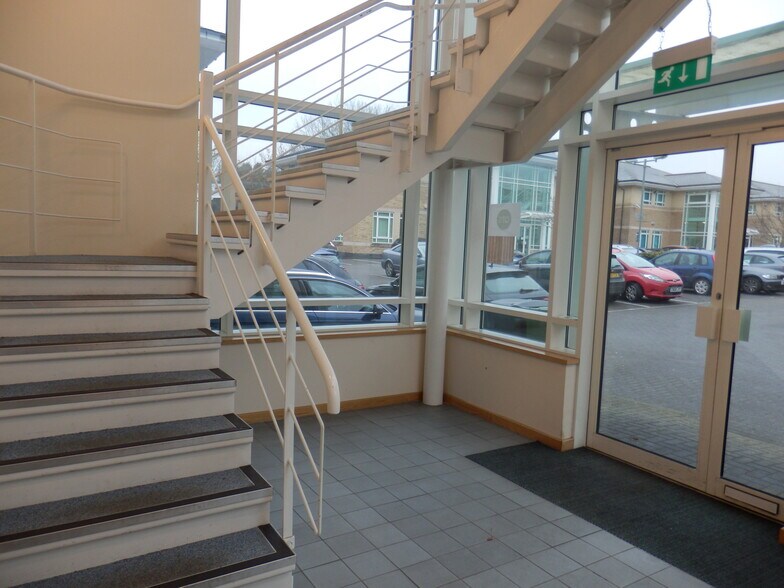 Mulberry Dr, Cardiff en alquiler - Foto del edificio - Imagen 3 de 3